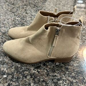 Brand new with tags target booties size 8wide